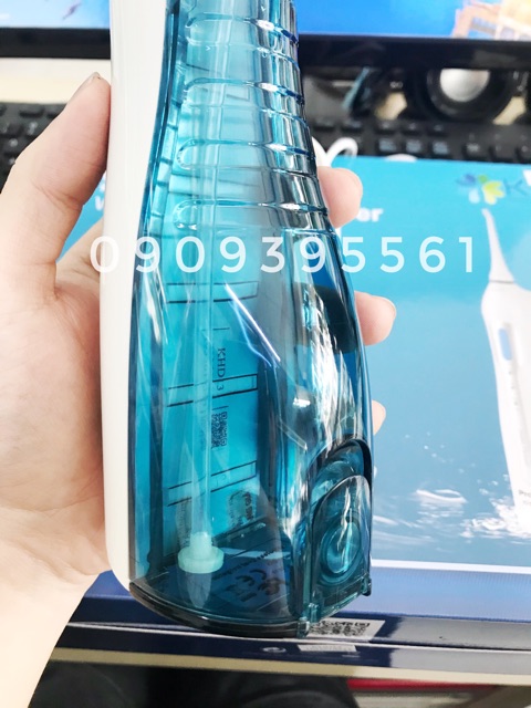 Máy tăm nước cầm tay Procare KHD13