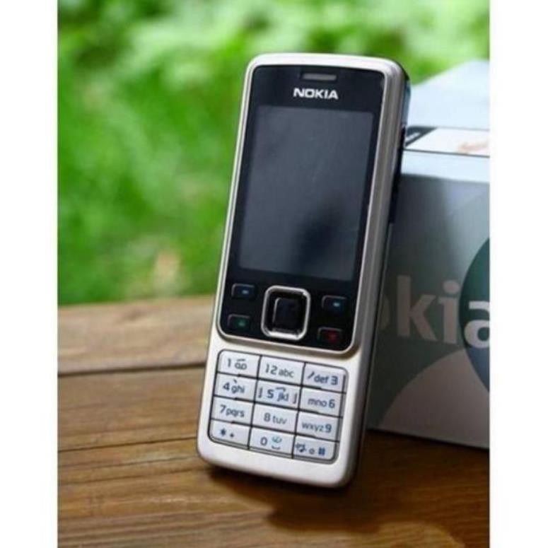 Điện thoại Nokia 6300 đầy đủ pin sạc màu bạc