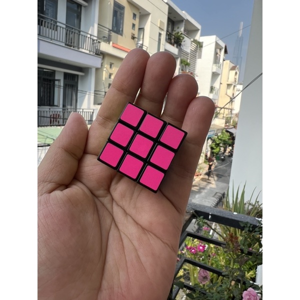 Đồ chơi Rubik giảm căng thẳng