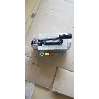 Bình bơm dầu máy cnc ( 1 cái )
