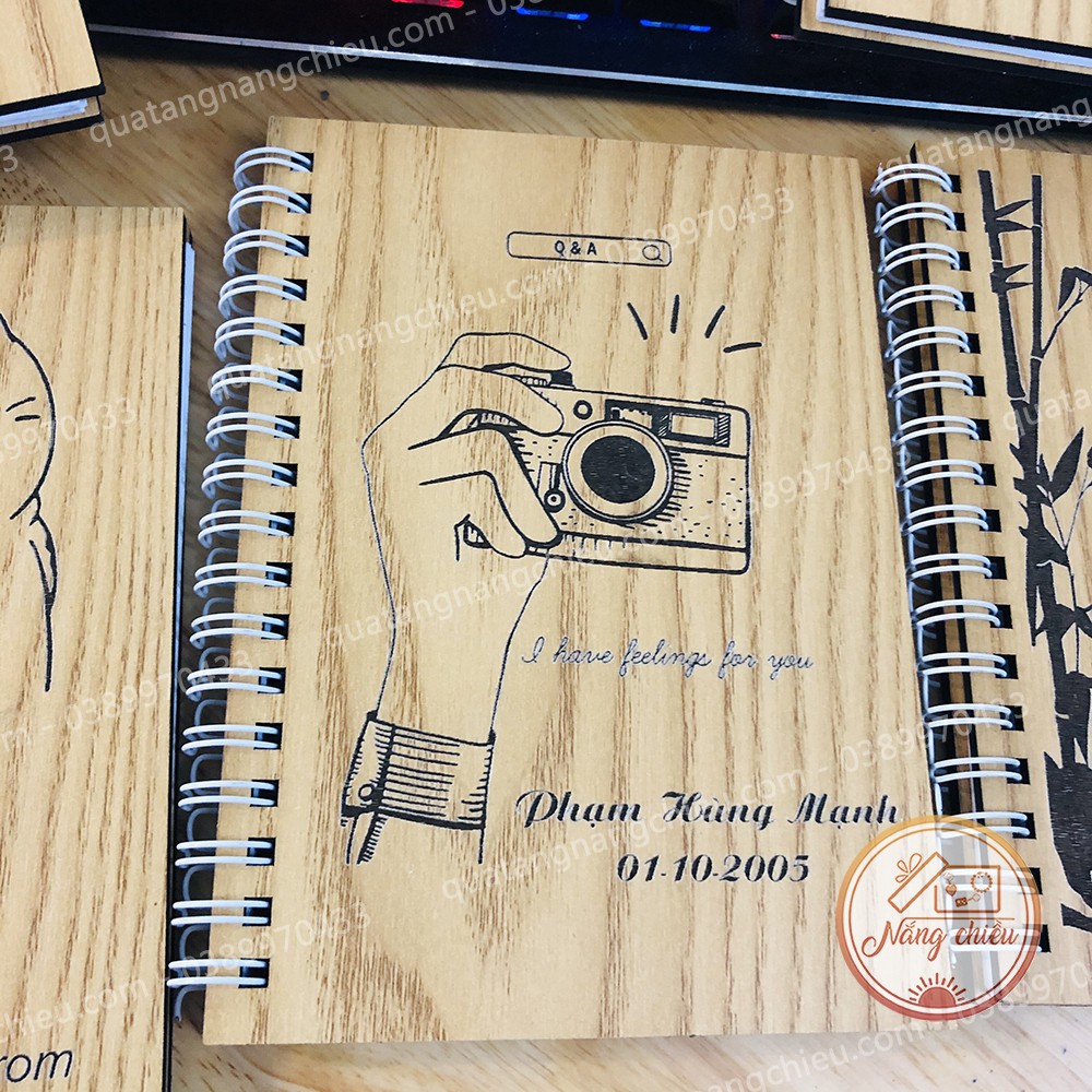 NOTEBOOK cá nhân - Sổ tay bìa gỗ khắc hình máy ảnh xịn xò - Khắc tên theo yêu cầu