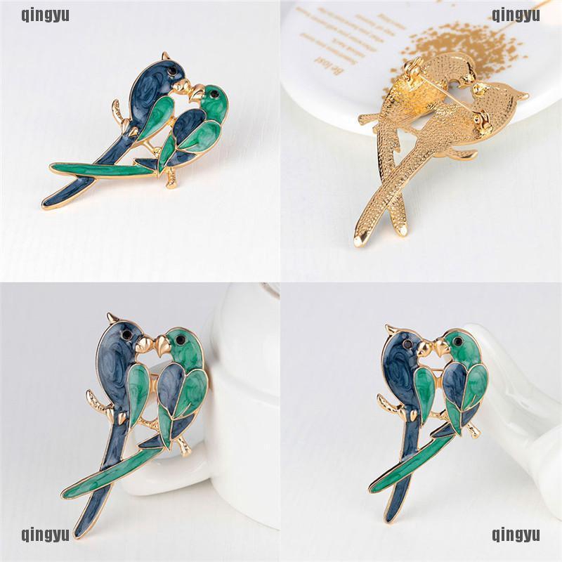 Trâm Cài Áo Mạ Vàng Hoạ Tiết Giáng Sinh