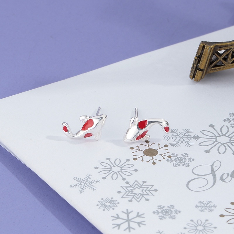 Bông Tai Hình Cá Koi Bằng Nhựa Mạ Bạc Thời Trang