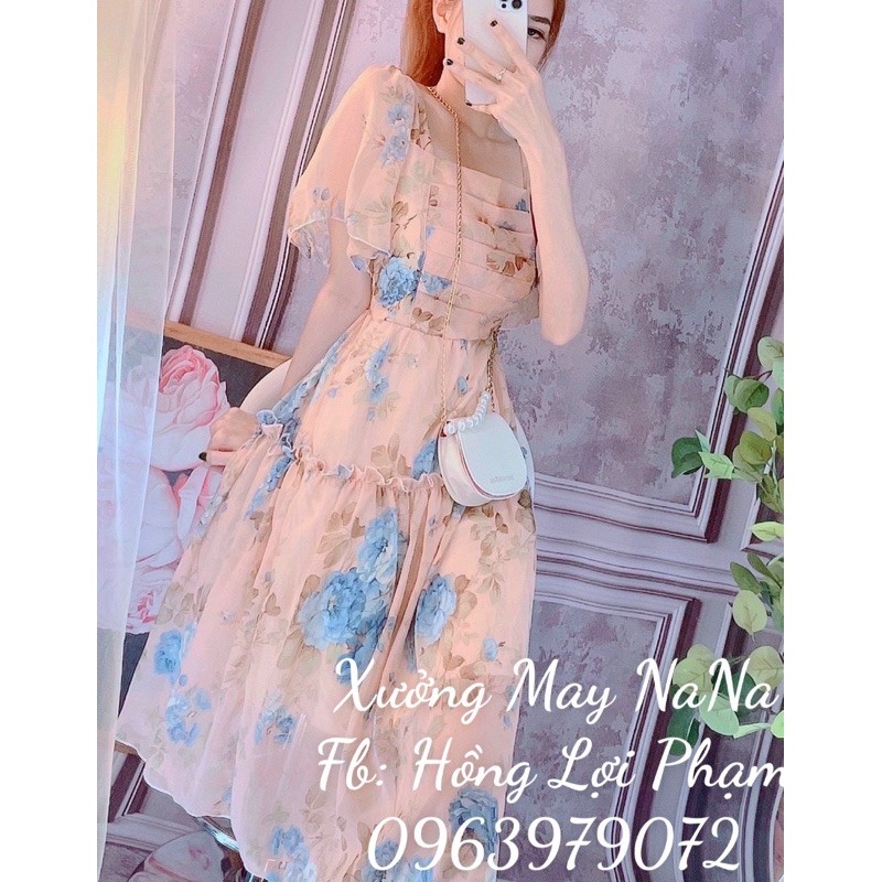 Đầm cổ vuông hoa nhí xếp ly