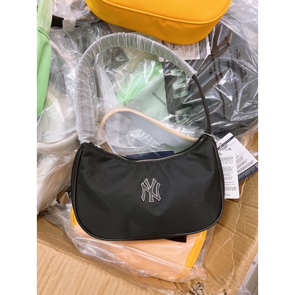 Túi mlb kẹp nách