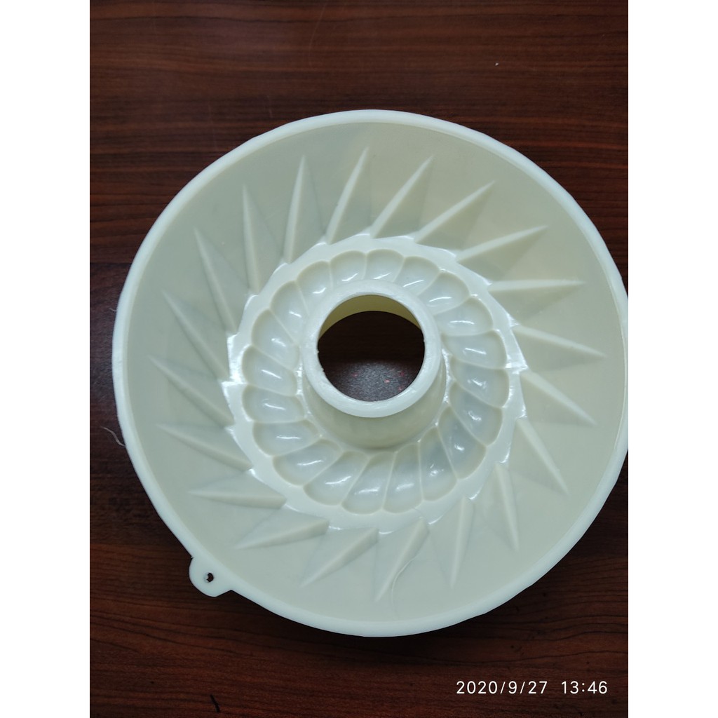 KHUÔN CƠM LỚN MẪU SỐ 1- 20 x 20 x 6 CM