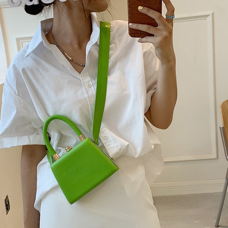 Túi Đeo Chéo Dáng Vuông Nhỏ Thời Trang Sang Trọng Cho Nữ