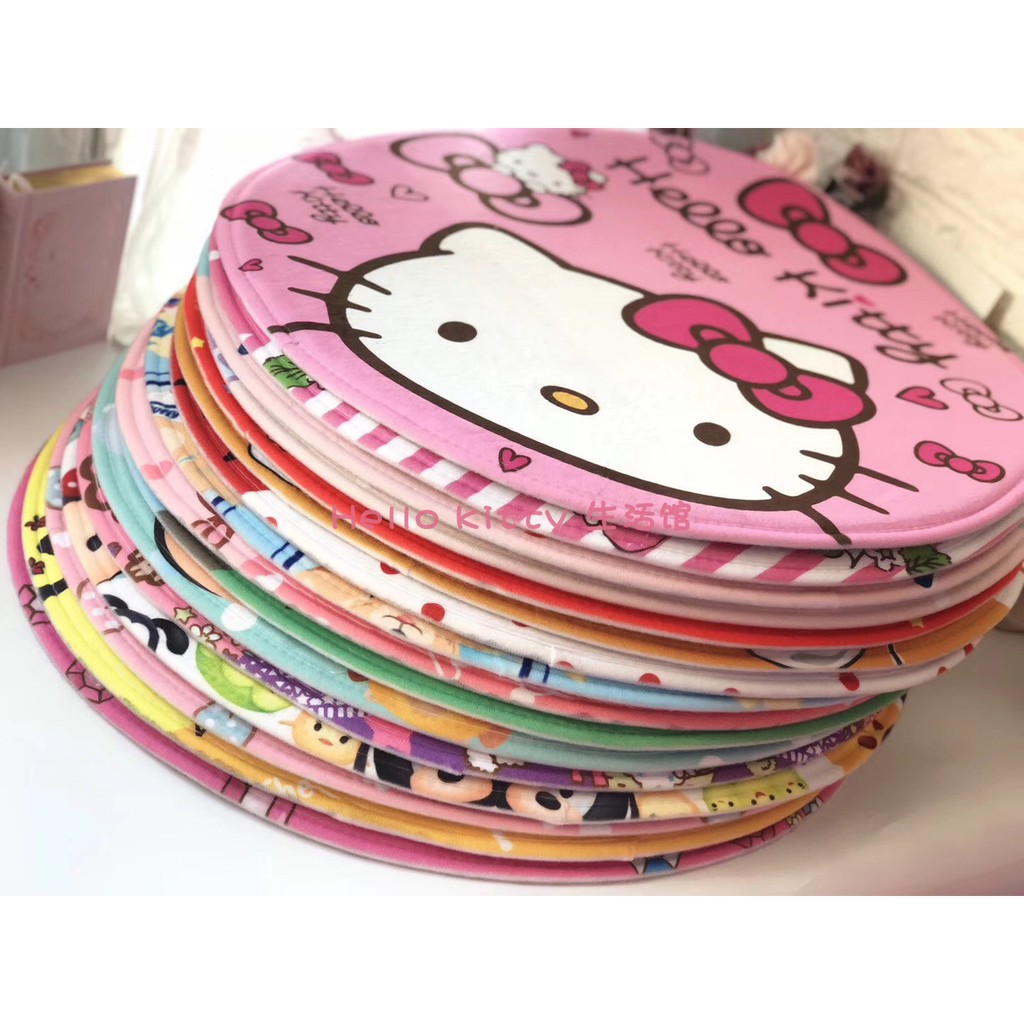 Thảm tròn size 60cm HELLO KITTY