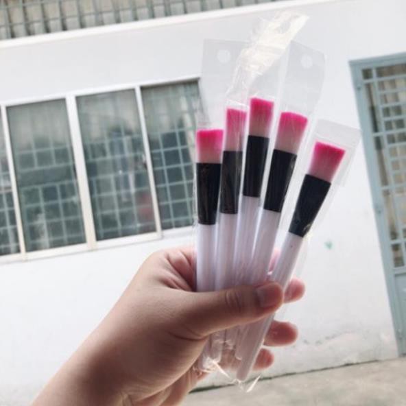 Chổi đắp mặt nạ cán nhựa