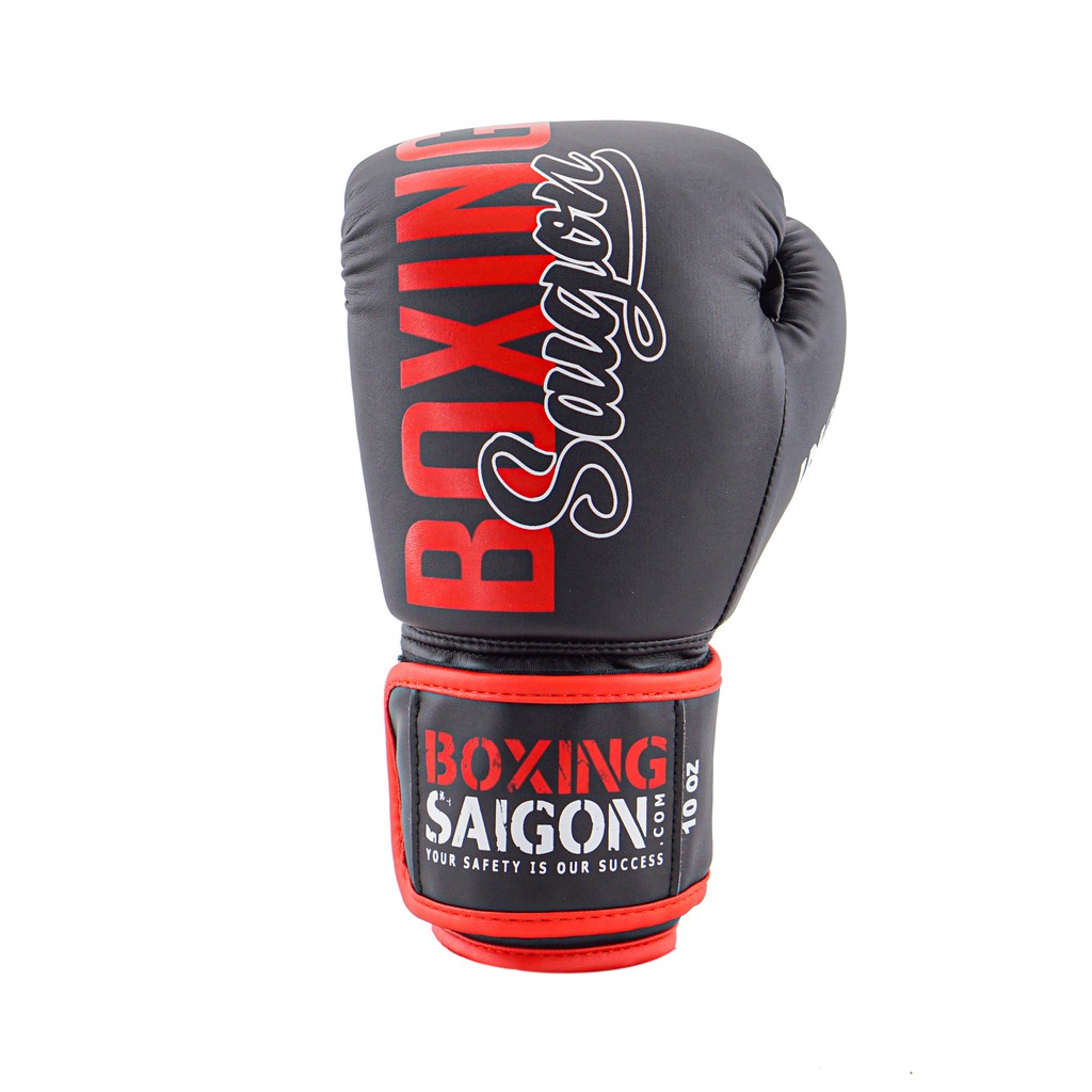 Combo Găng Tay Boxing Saigon + Băng Tay 4m5 (tặng túi rút &amp; xịt) - Đen đỏ