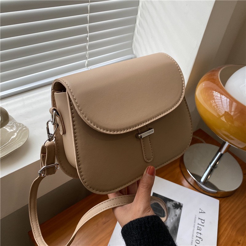 Túi Xách Nữ Đeo Chéo Đẹp Mini Bằng Da Sang Trọng Phong Cách Cổ Điển Công Sở Phù Hợp Cho Đi Chơi Đi Làm Thời Trang Cho Nữ