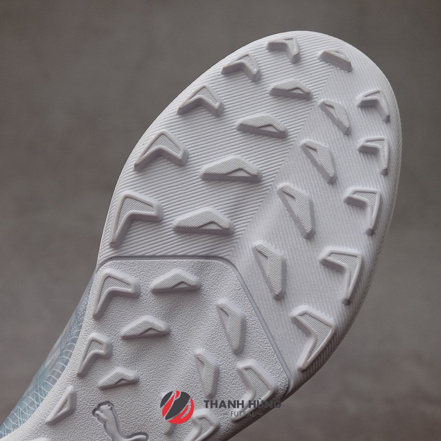 GIÀY ĐÁ BÓNG CHÍNH HÃNG PUMA ULTRA 3.4 TT - 106730-01 - XÁM/CAM