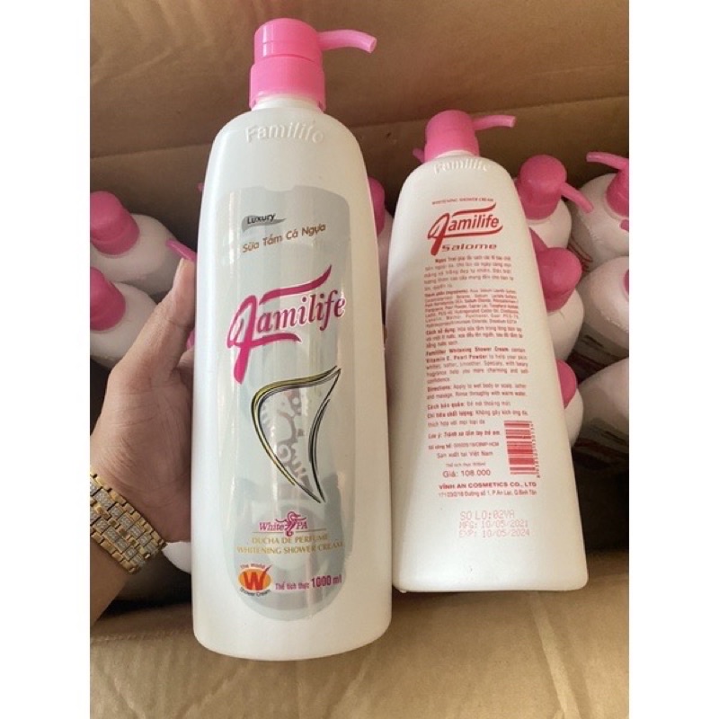 Sữa tắm Familife cá ngựa 1000ml