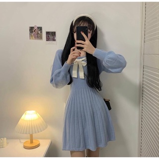 Váy len kèm nơ trắng