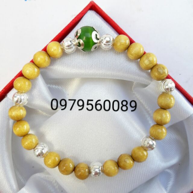 Vòng dâu tằm cho bé trai