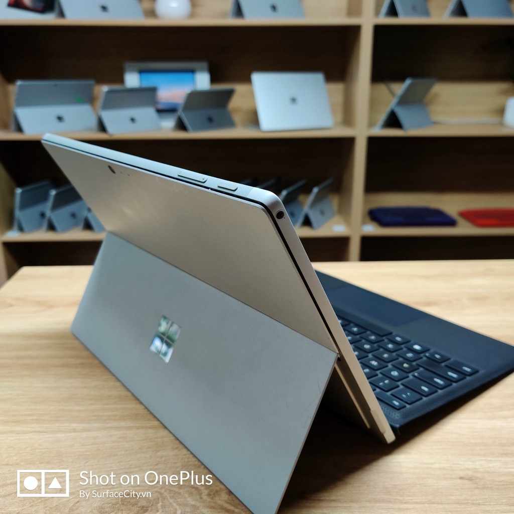 Microsoft Surface Pro 5 i7/16GB/512GB (Likenew) kèm phím 99% | BigBuy360 - bigbuy360.vn