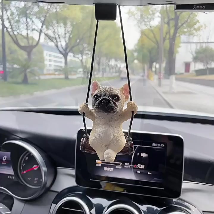 Phụ Kiện Trang Trí Xe Hơi Chú Vịt Đu Xích Đu