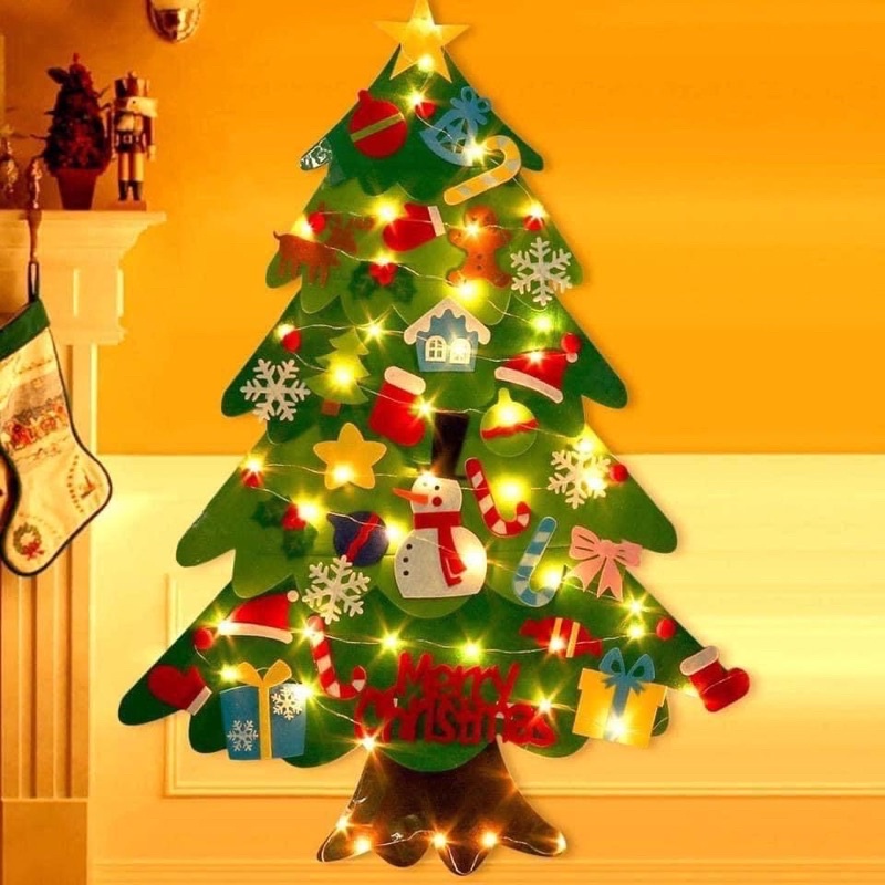 CÂY THÔNG NOEL vải dạ TẶNG KÈM ĐÈN NHÁY VÀ 32 PHỤ KIỆN Quà giáng sinh 2021 cho bé đồ trang trí noel