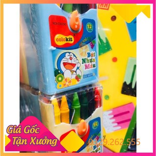 (Siêu Sale)  Hộp màu sáp 12 màu doremon ngộ nghĩnh ( hộp nhựa )