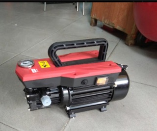 Máy rửa xe GEOX 1800W