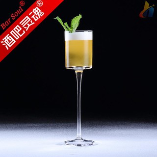 Bar Soul Village là một ly cocktail pha lê cao cấp của Nhật Bản pha chế cocktail pha lê không chì của Nhật Bản