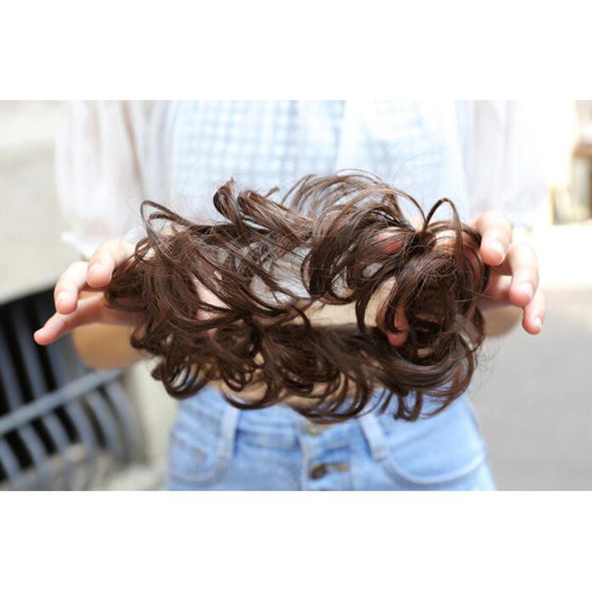 Búi tóc giả uốn xoăn thời trang cho nữ