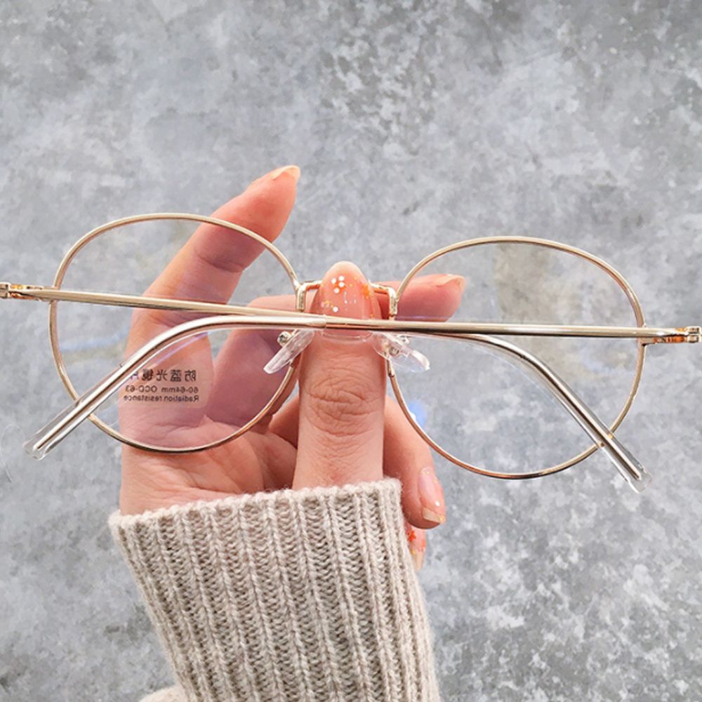 Mắt kính chống ánh sáng xanh khi sử dụng máy tính