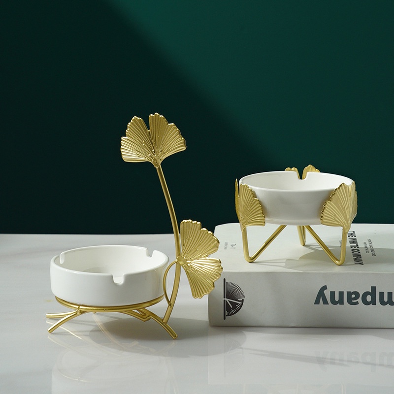 Trang trí gạt tàn hình lá cây, gạt tàn cách điệu