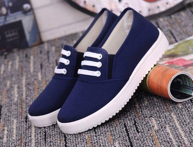 Giày slipon siêu xinh | BigBuy360 - bigbuy360.vn