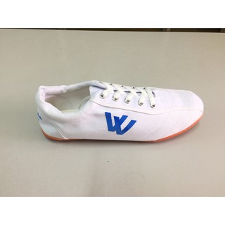 Giầy đinh đá bóng Thượng Đình