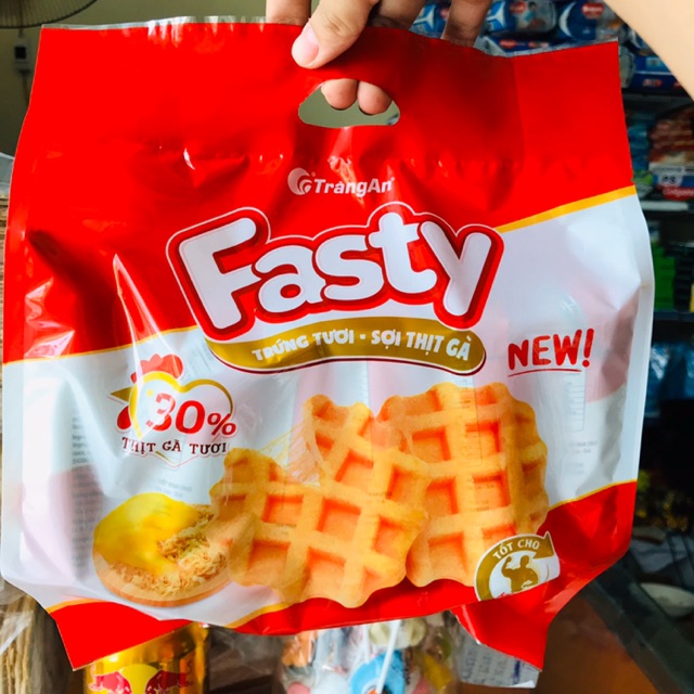 Túi 6 bánh Fasty trứng sợi thịt gà Tràng An 156g