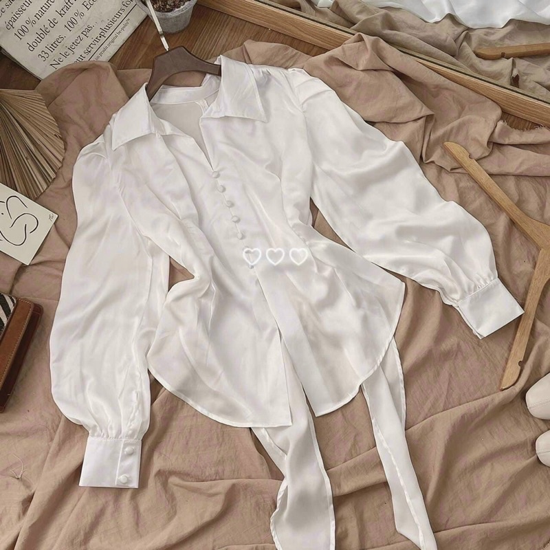 ÁO TRẮNG NÚT BỌC CỘT LƯNG SAU ✨✨✨ | BigBuy360 - bigbuy360.vn
