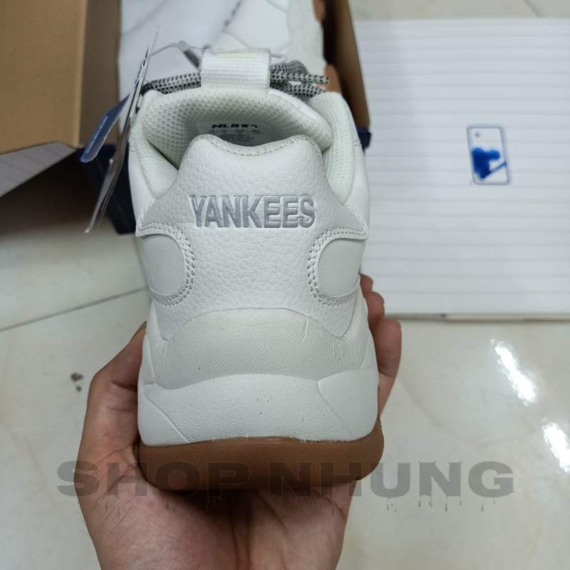 Giày mlb trắng chữ ny đen đế nâu nam nữ