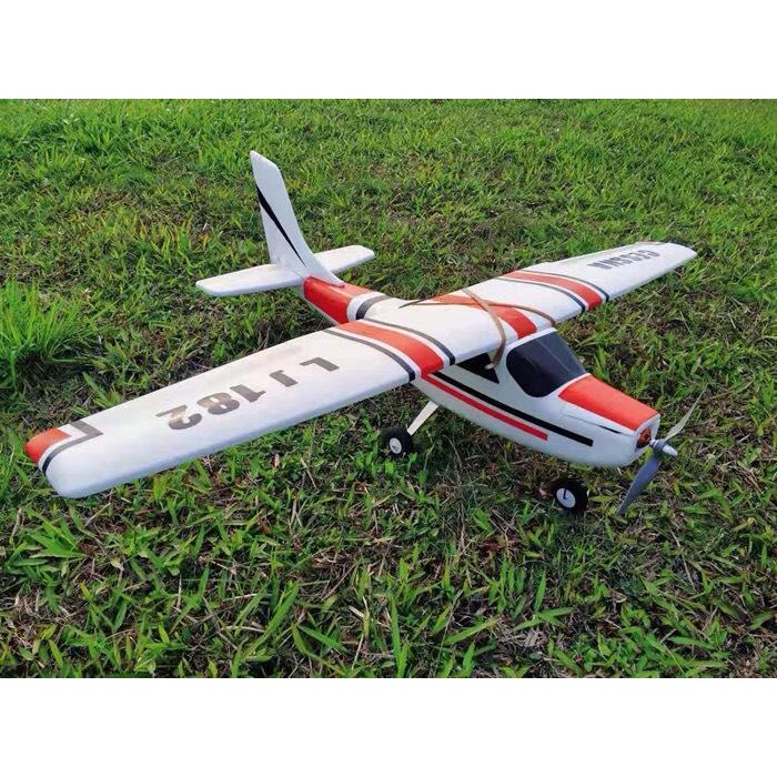 KIT máy bay trainer CESSNA 182 sải 1.2 mét full decal, phụ kiện