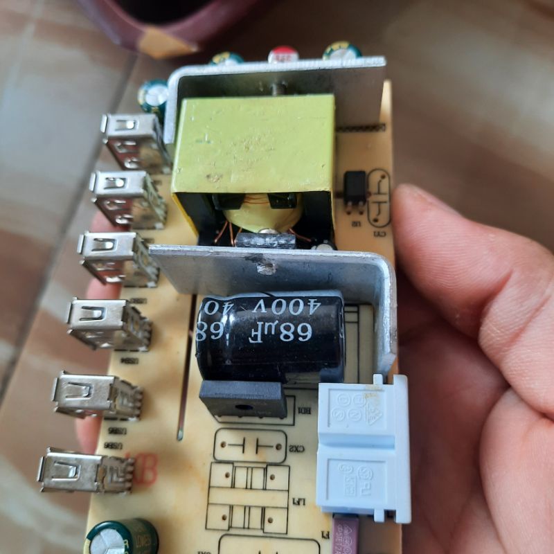 Nguồn rời 220v -5v /6 cổng usb
