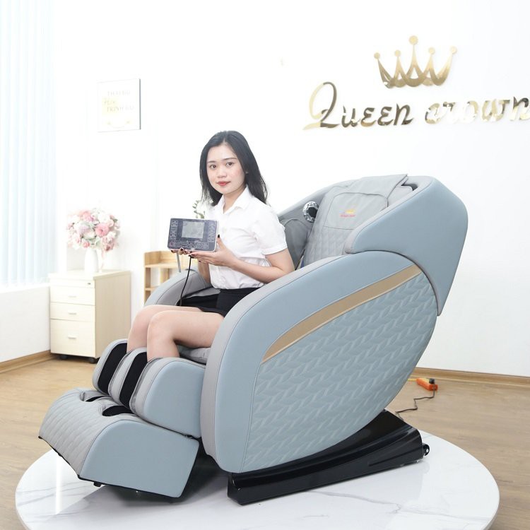 Ghế massage dẫn đầu xu thế công nghệ tương lai - Queen Crown QC 8Plus