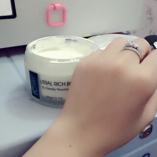 Kem body cấy trắng CC cao cấp K&C