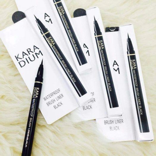 BÚT KẺ MẮT NƯỚC KARADIUM WATERPROOF BRUSH LINER BLACK CHÍNH HÃNG