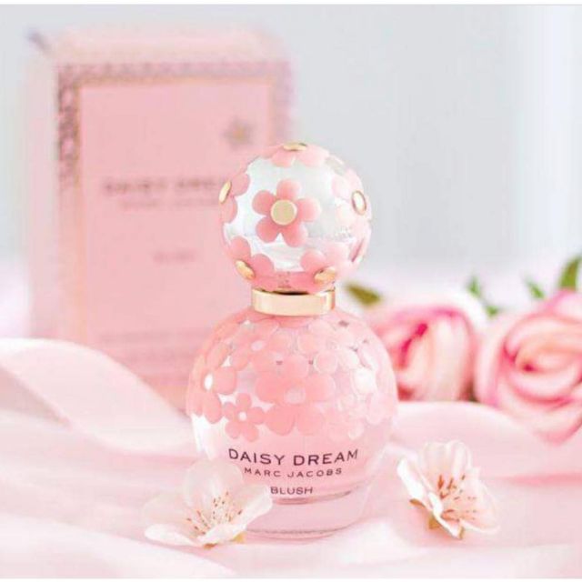 Nước hoa daisy dream blush