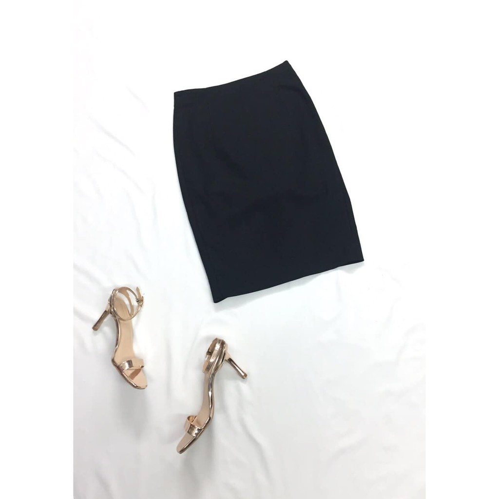 Chân váy đen Zara (size XS)