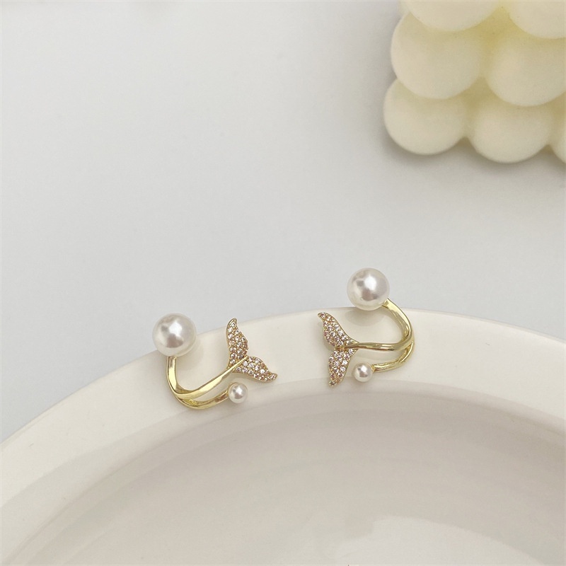 Khuyên Tai Hình Đuôi Cá Đính Đá Zircon Ngọc Trai Pha Lê Phong Cách Hàn Quốc Ngọt Ngào Thanh Lịch Cho Nữ / Trang Sức Tiệc Cưới/ Tiệc Cưới