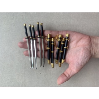 móc khoá kiếm trung hoa