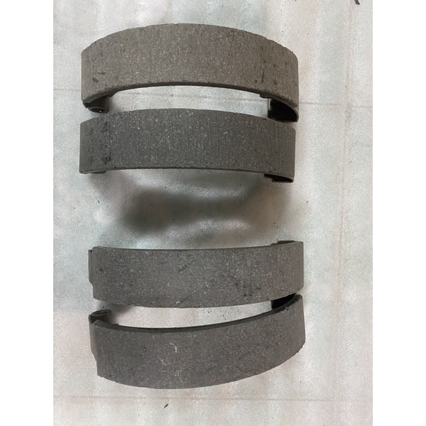 Bộ má phanh,bố thắng 20,5cm, 4 chiếc loại đường kính 20,5cm dùng lắp ráp thay thế cho cầu liền ,cầu sau xe 3 bánh,4 bánh