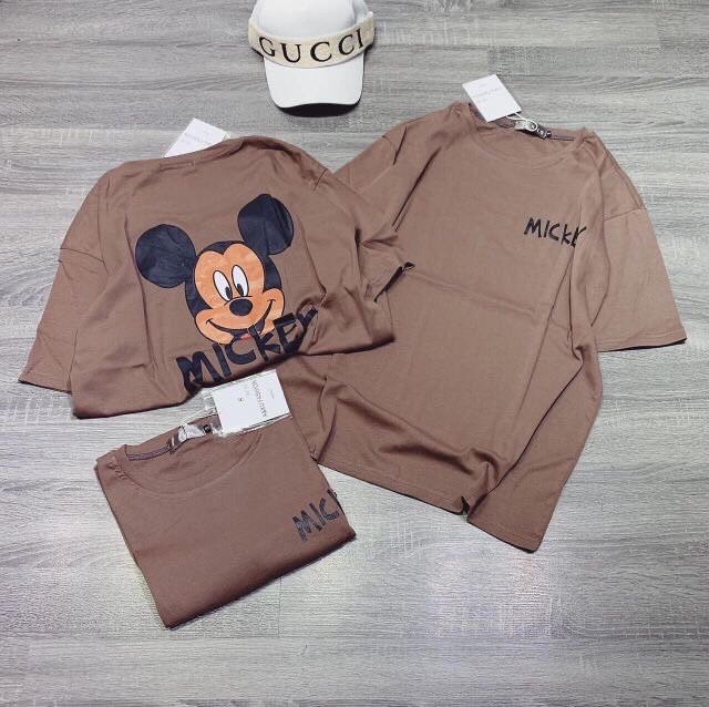Áo thun nâu Mickey form rộng