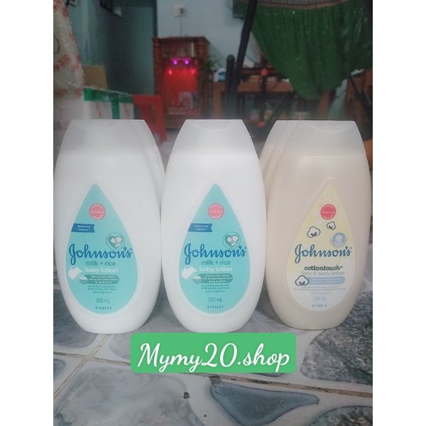 Sữa dưỡng thể Jonsons baby 200ml