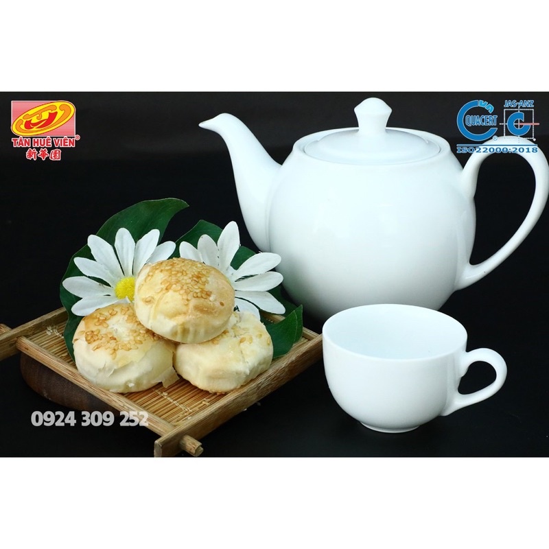 Bánh pía long châu đậu Tân Huê Viên