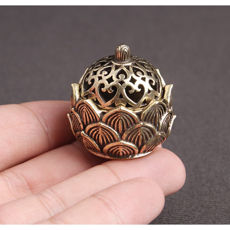 Thác khói trầm hương mini 🎁FREESHIP 🎁 Thác khói bằng đồng hình đôi tay đỡ bông hoa sen - Lư Trầm