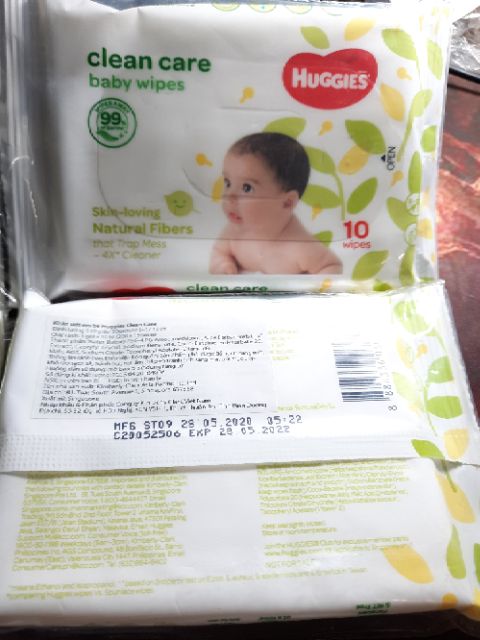 Khăn ướt Huggies không mùi 64,72 miếng,100 miếng