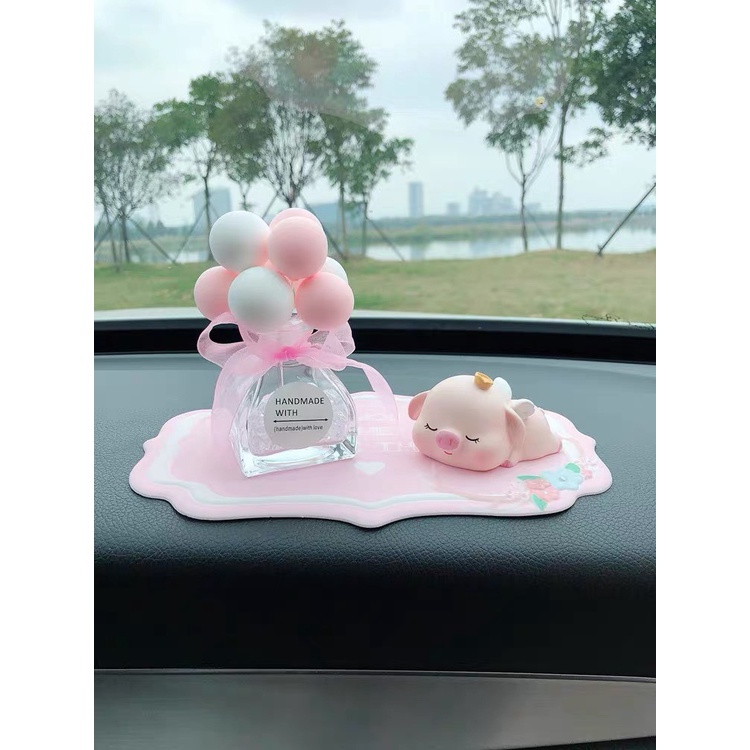 Set Heo Vui Tính Dễ Thương Phụ Kiện Trang Trí Xe Hơi, Bàn Làm Việc, Bàn Học, Phòng Khách