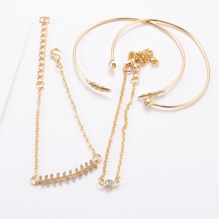 Vòng tay hợp kim dạng hở thiết kế tinh tế 4 trong 1